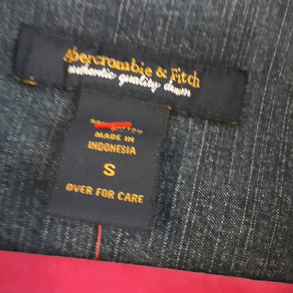 Jean jacket - Picture 5 of 7